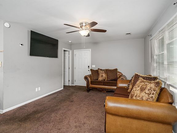 4th image of 16155 Stone Ridge Pkwy