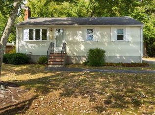 11 Holly Dr, Norwood, MA 02062