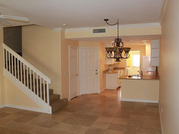 2nd image of 1563 Napoli Dr