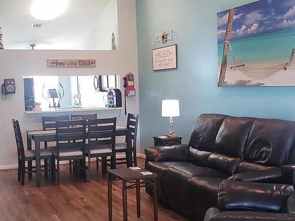 2nd image of 12263 Country Greens Blvd