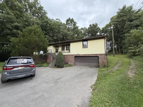 425 Grill Rd, Beckley, WV 25801