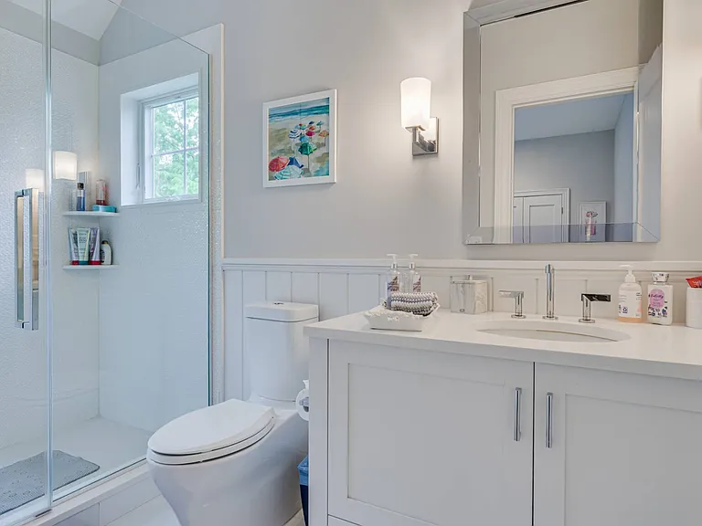 147 Warfield Way — Photo 14