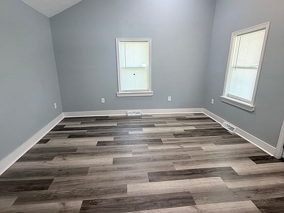 2nd image of 154 State St