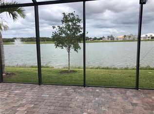 14940 Edgewater Cir, Naples, FL 34114