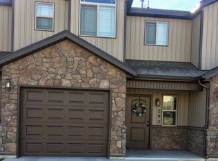 293 W 1940 N, Harrisville, UT 84414