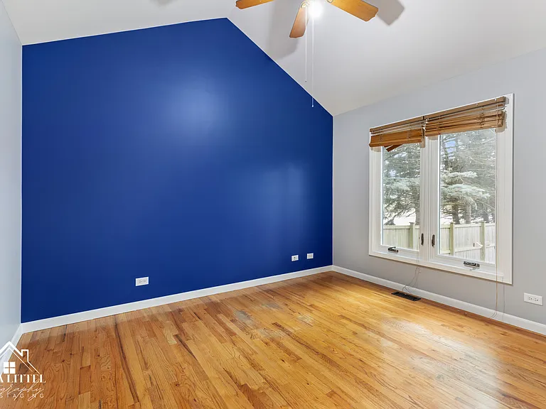 1523 Greenlake Dr — Photo 11
