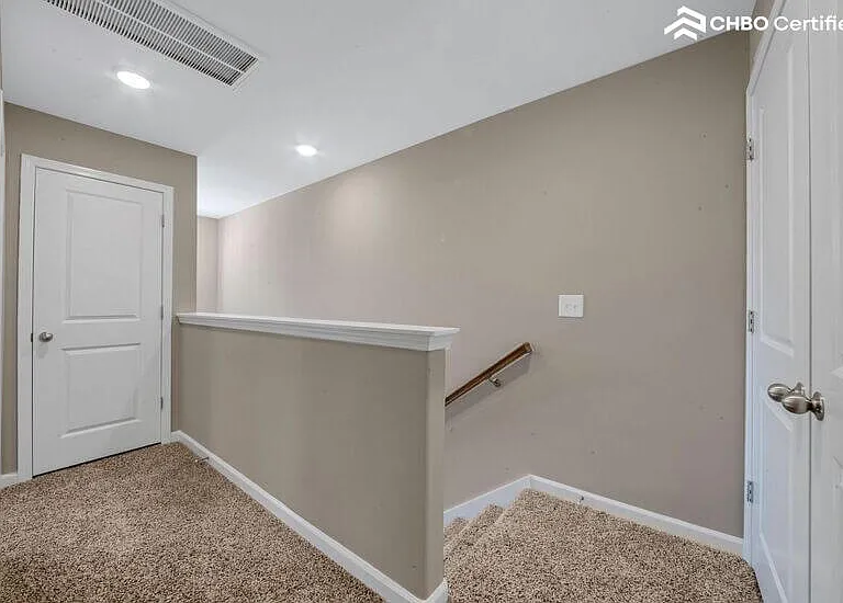 616 Lafayette Rd — Photo 19