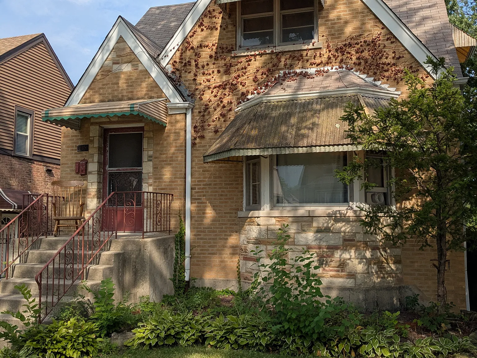 2 bed, 950 sqft, $1,700 — Photo 1
