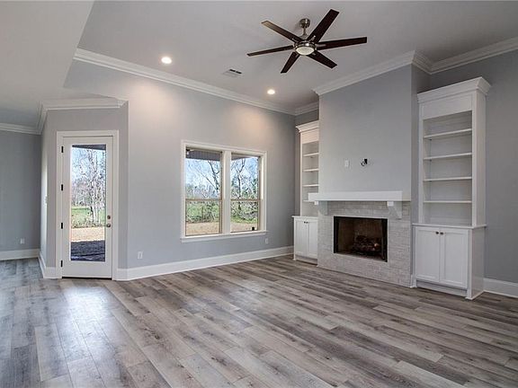 2nd image of 218 River Place Dr