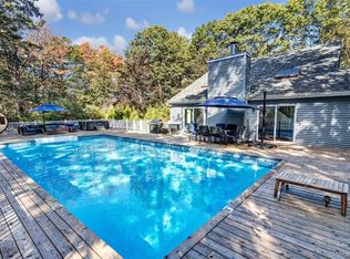 2 Christine Ln, Manorville, NY 11949