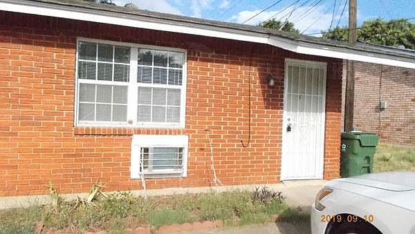 1st image of 604 Cousins Ln