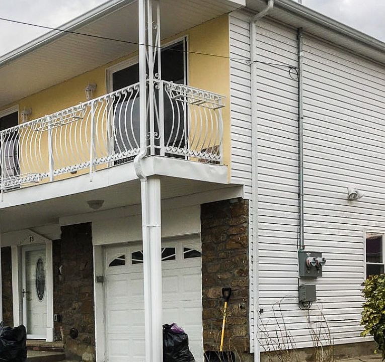 1st image of 18 Amsterdam Pl