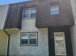 1707 Barnaby St, Newark, DE 19702