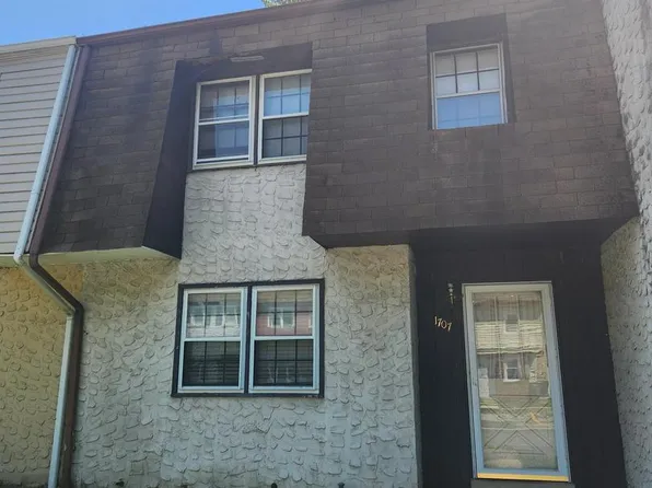 1707 Barnaby St, Newark, DE 19702