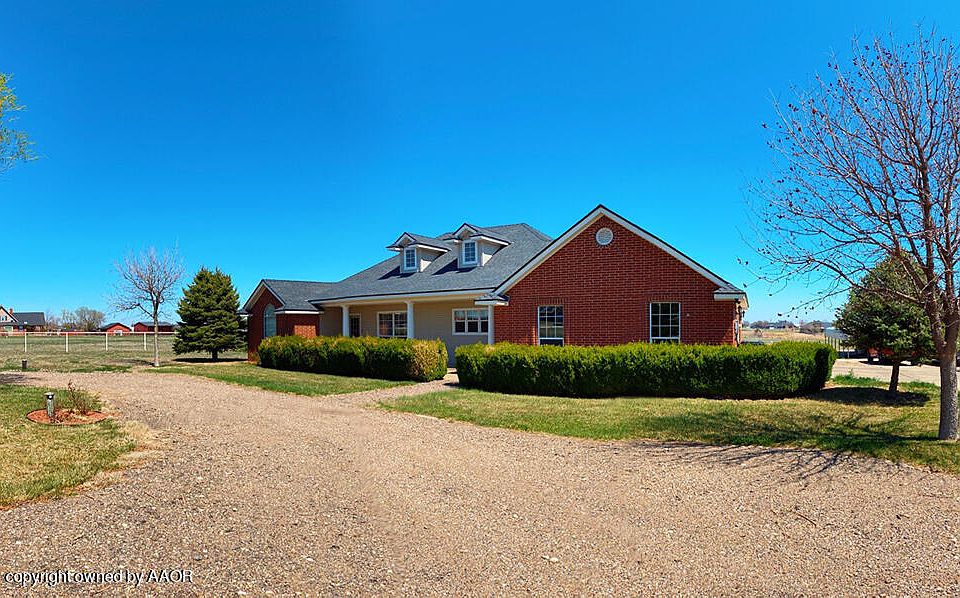 1st image of 308 Country Club Dr