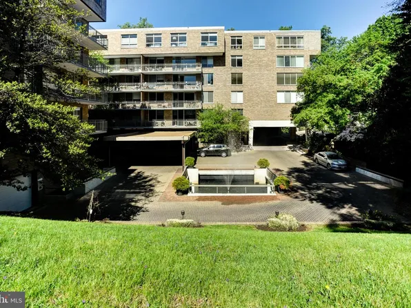 4100 Cathedral Ave NW #512, Washington, DC 20016