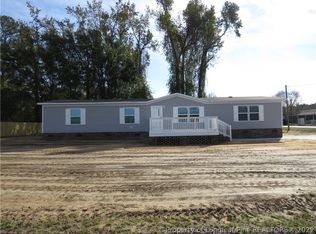 21 Riverbrook Dr, Lumberton, NC 28358