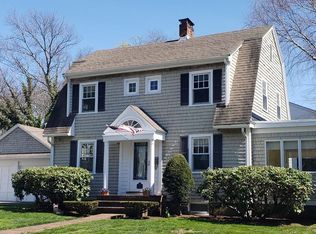 3 Moreland Rd, Quincy, MA 02169
