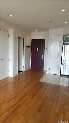 Sold by Chase Global Realty Corp | media 20