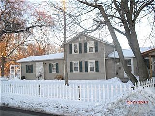 1st image of 84 Hammond St