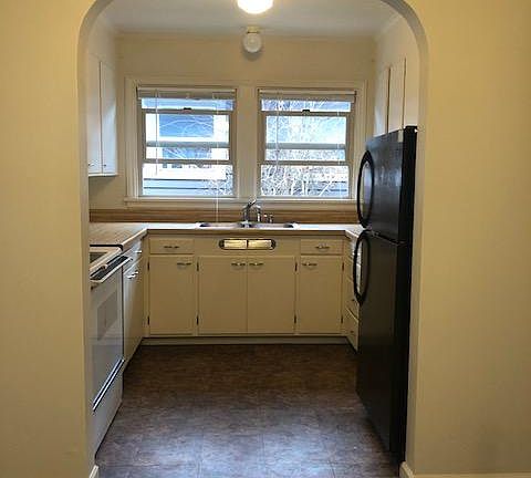 4th image of 1822 2nd St #1824