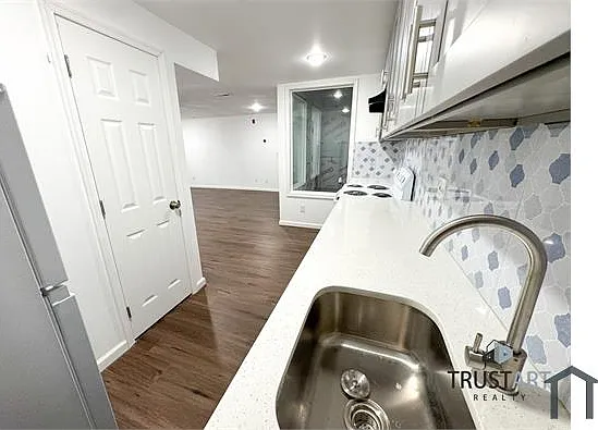 2317 N 15th St #4 — Photo 3