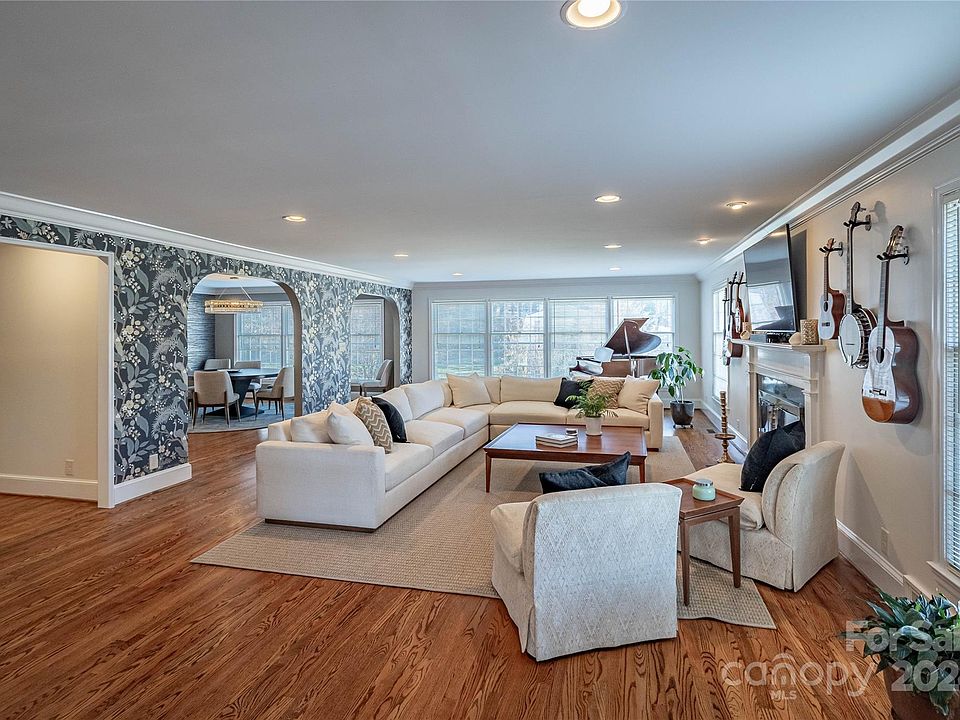 509 Collett St, NC 28655 Zillow