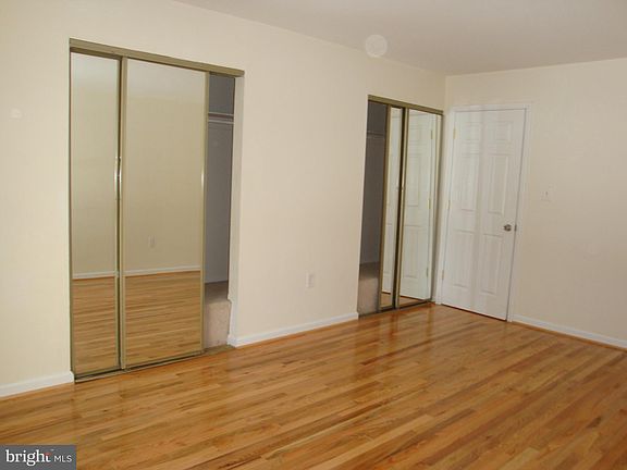 3rd image of 5618 Bloomfield Dr APT 104