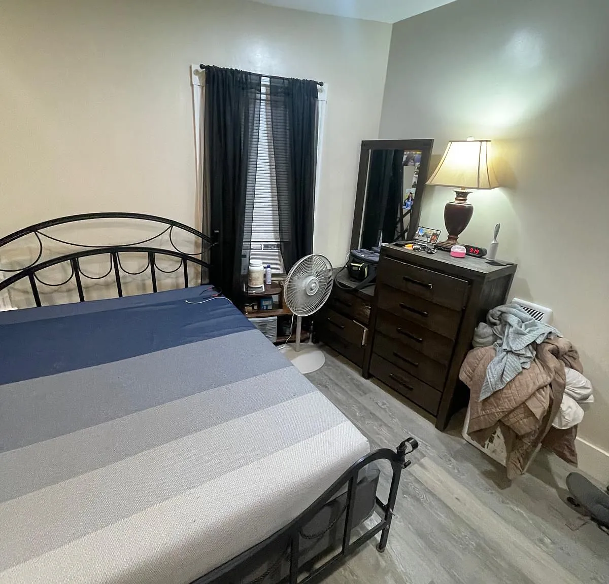 4 bed, 1.0 bath, $2,600 — Photo 4