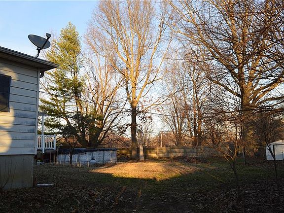 5th image of 17241 S Benton Dr