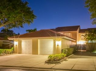 219 Old Meadow Way, Palm Beach Gardens, FL 33418