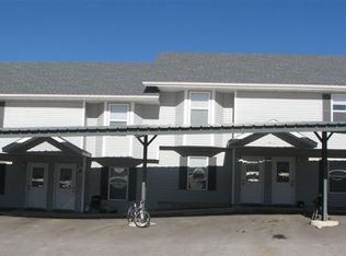 20375 Skyview Dr, Waynesville, MO 65583