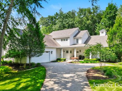 1641 Thornapple River Dr SE, Grand rapids, MI, 49546