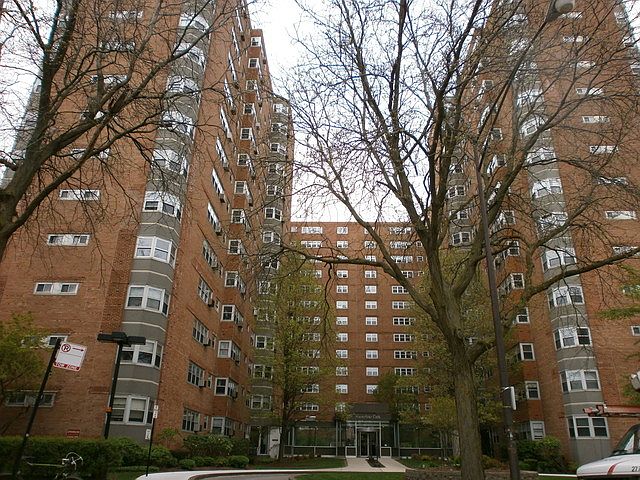 1st image of 4980 N Marine Dr APT 231