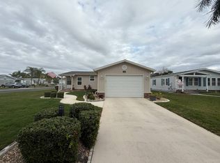 1420 Avenida Sierra, North Fort Myers, FL 33903
