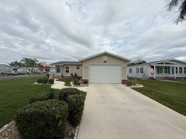 1420 Avenida Sierra, North Fort Myers, FL 33903