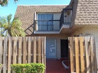 8212 SW 23rd Ct, North Lauderdale, FL 33068