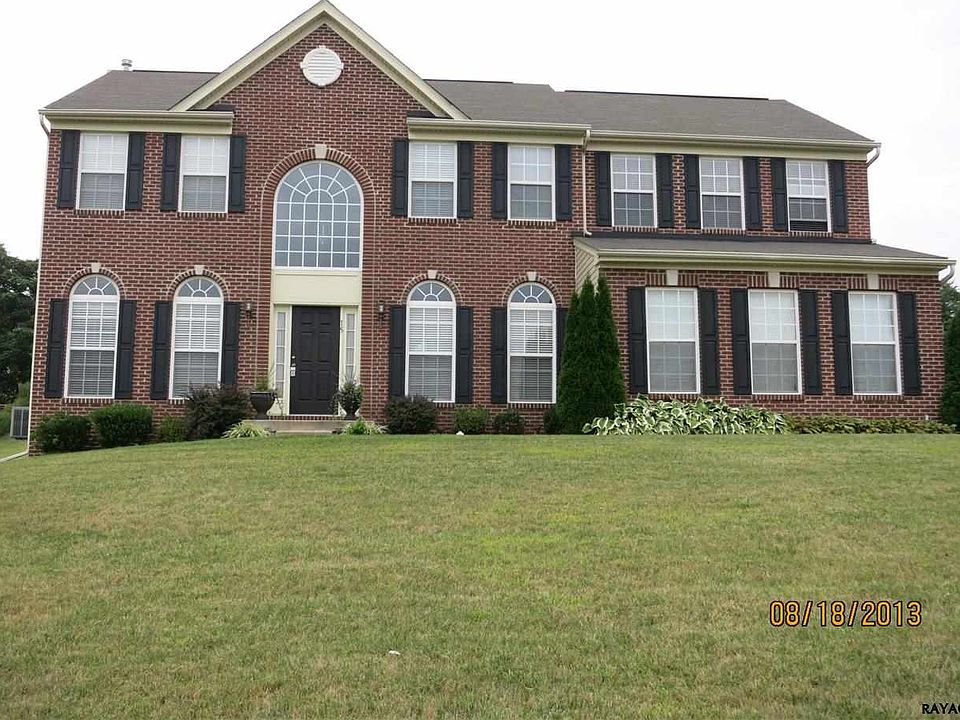 1st image of 15 Shire Ln