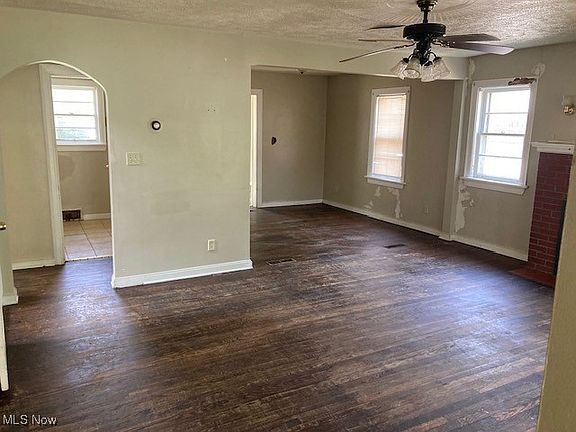 5th image of 1547 Drexel Ave NW