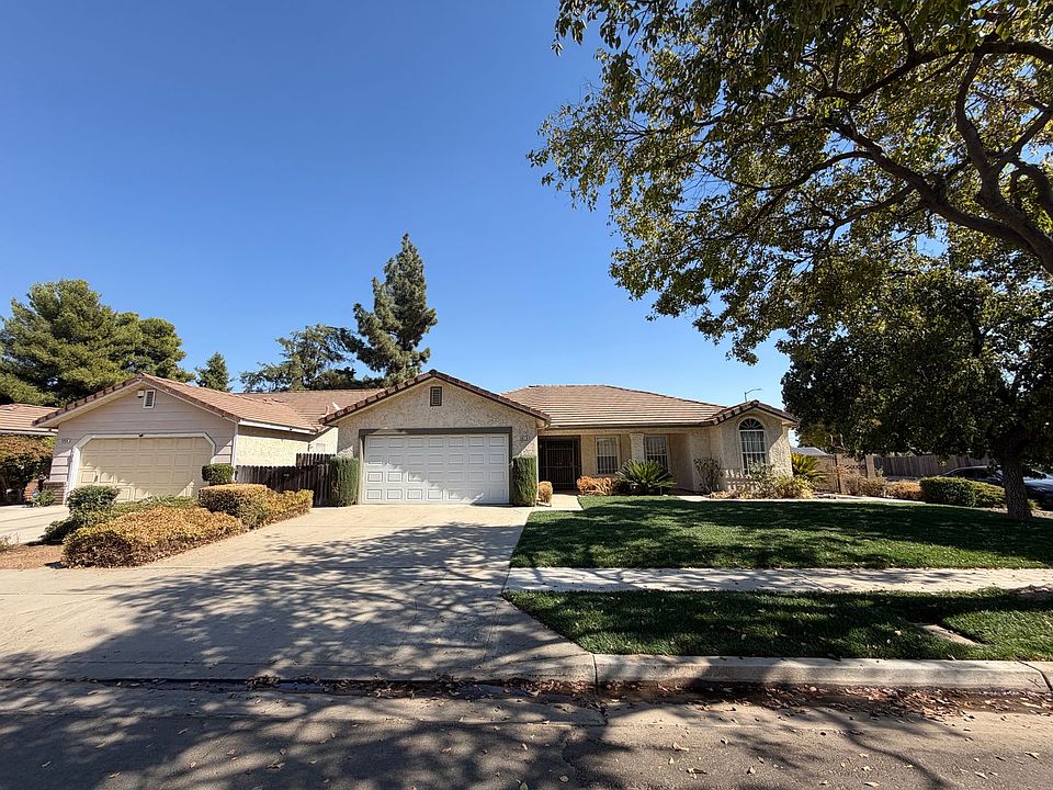 1st image of 6078 N Hazel Ave