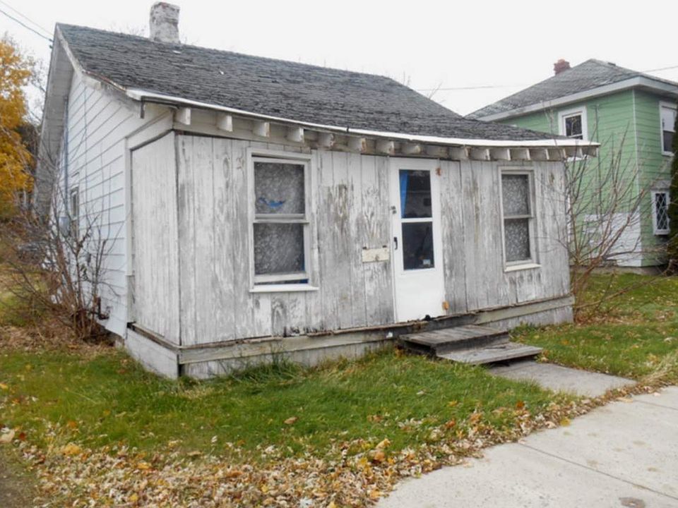 1st image of 136 Liberty Ave