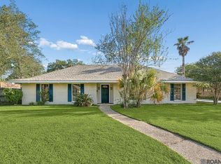 12231 Mollylea Dr, Baton Rouge, LA 70815