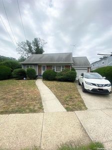 255 W Centennial Avenue, Roosevelt, NY, 11575