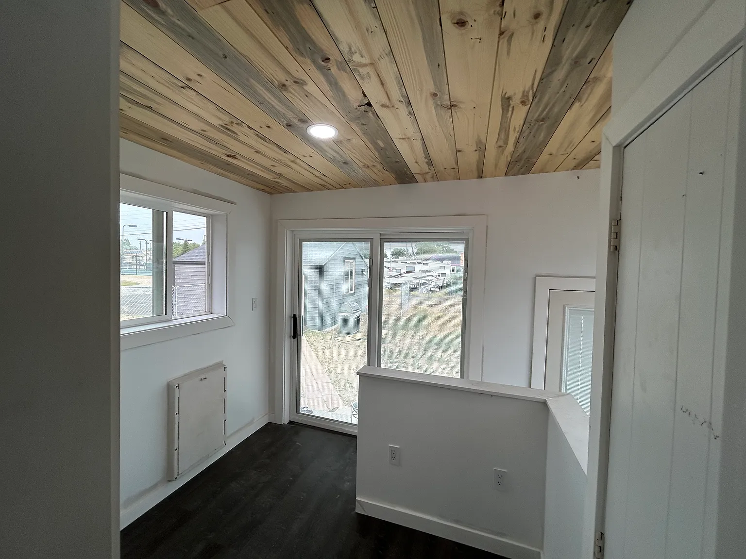 4 bed, 2684 sqft, $3,150 — Photo 3