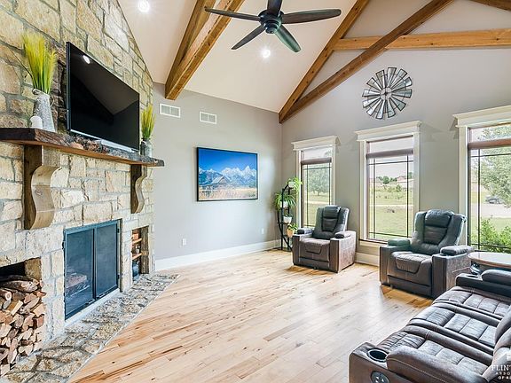 4th image of 13434 Jennice Ct
