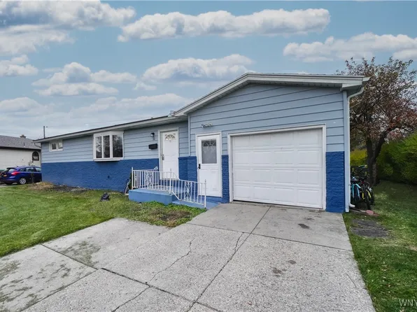 32 Eden Ln, Buffalo, NY 14225