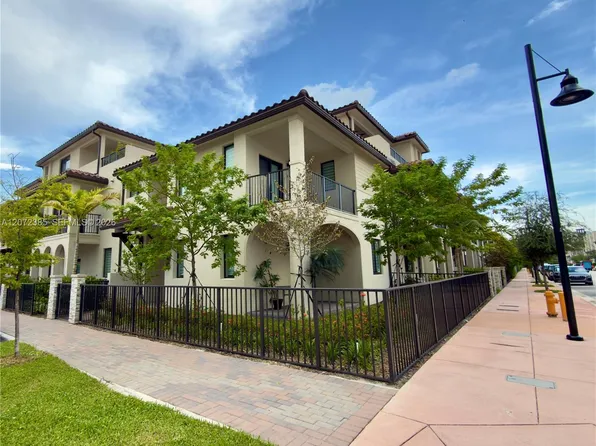 8388 NW 49th St, Doral, FL 33166
