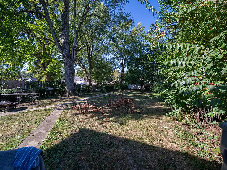 5446 N College Ave #2 — Photo 24