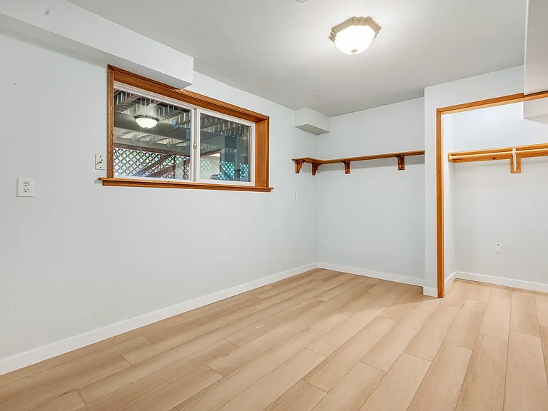 12565 SE 53rd St — Photo 28