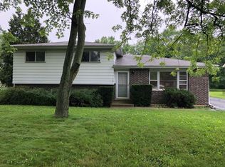 126 69th St, Darien, IL